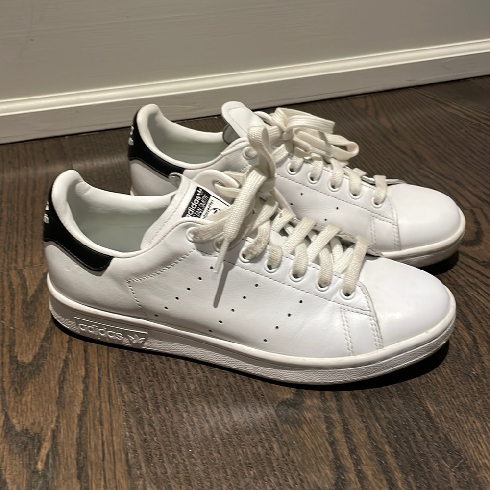 Adidas Stan Smith size 6 mens (8 womens)